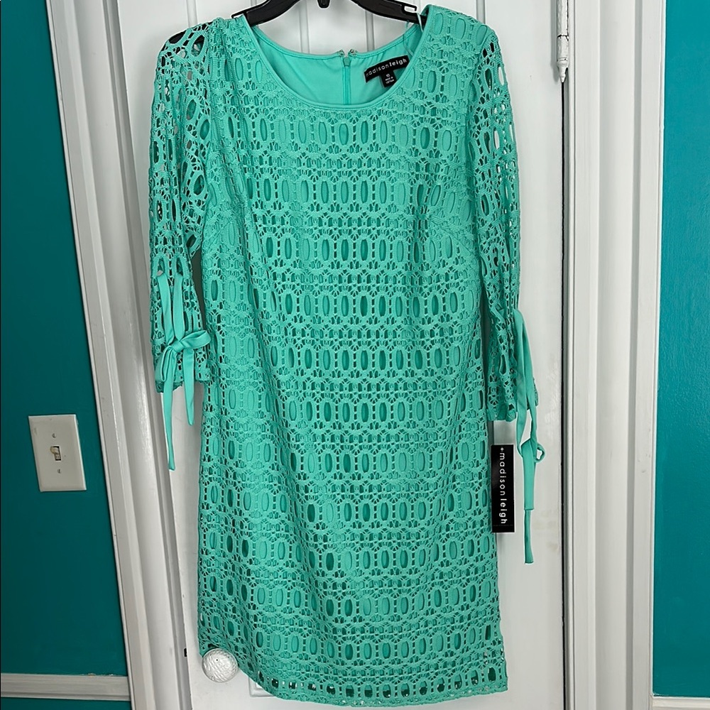 Madison Leigh Green Sheath Dress with Crew Neck